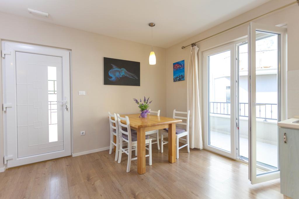 Meri - Puharic 3* Makarska